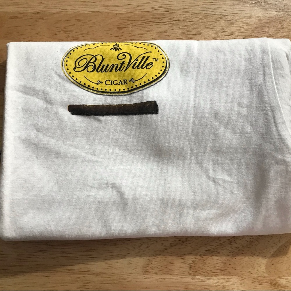 Bluntville Tshirt